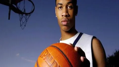 “3月女子拳击世锦赛IBA承诺高额奖金：八强奖1万，冠军奖10万”