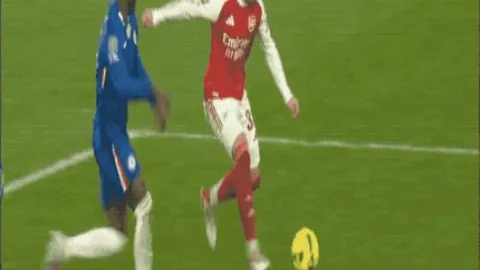 莱奥：意外未首发欧冠，曾憧憬首秀舞台