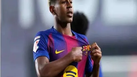 2025年FIFA年度最佳球员竞争者：維克托·奧斯梅恩